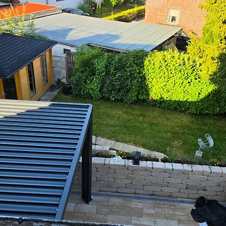 Meehr-laboe Apartman *